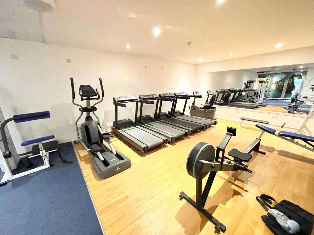 Modern Family Apartment Free Parking And Gym By Beach Μπόρνμουθ Εξωτερικό φωτογραφία