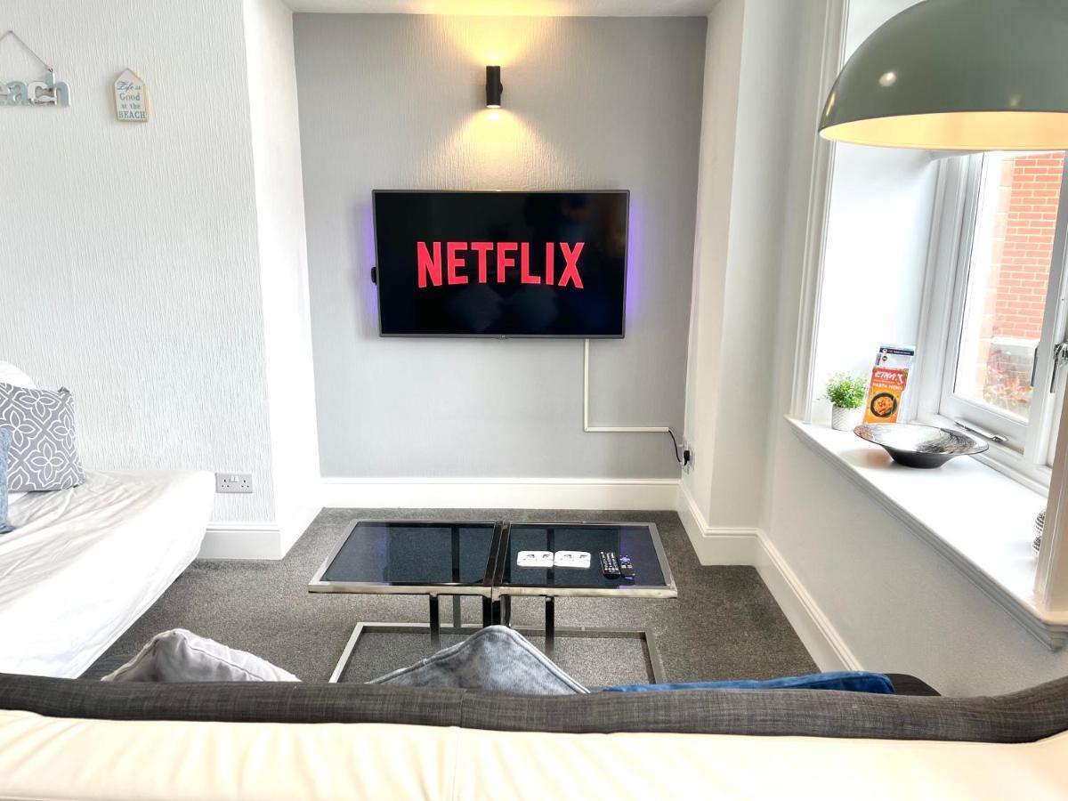 Modern Family Apartment Free Parking And Gym By Beach Μπόρνμουθ Εξωτερικό φωτογραφία
